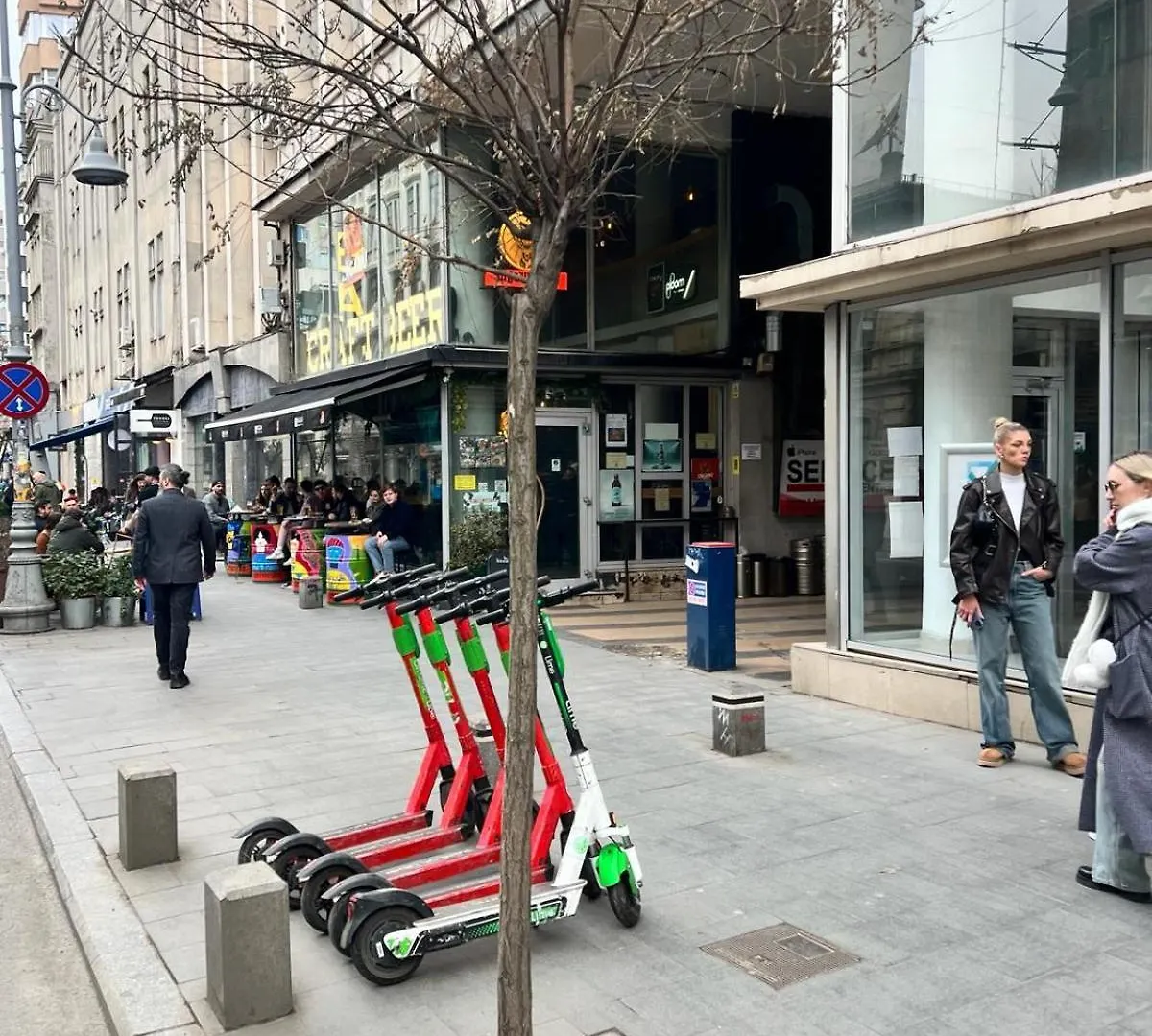 Style Central Bucureşti 0*,  România